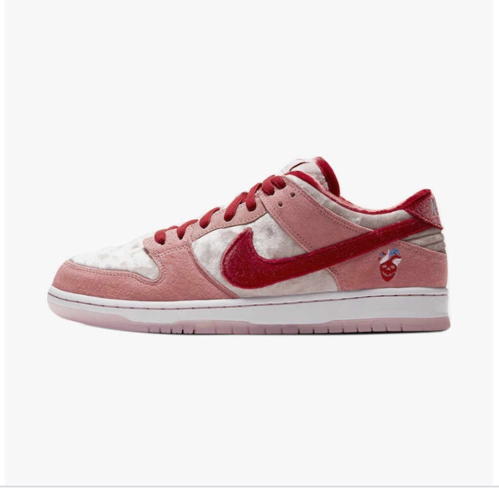COPY - Nike dunk Valentine addition. She purchased from an ATL seller.